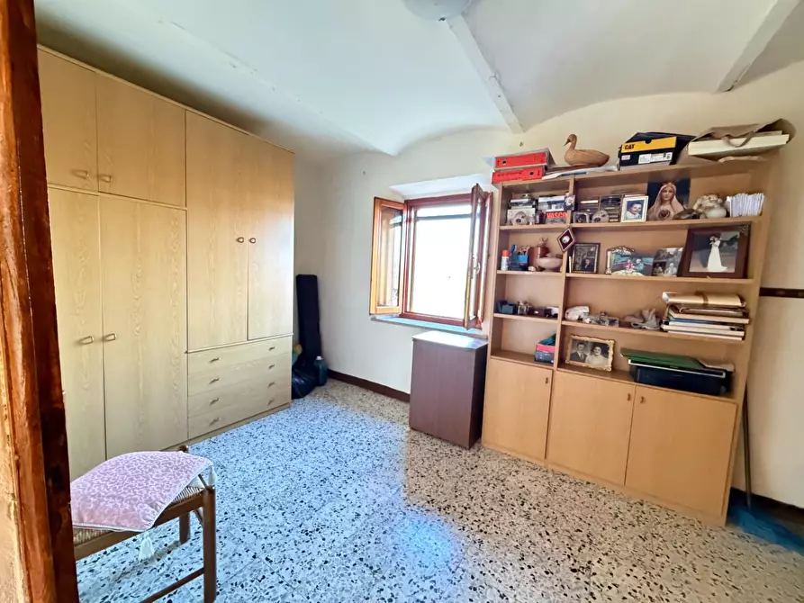 Immagine 30 di Casa colonica in vendita  a Volterra