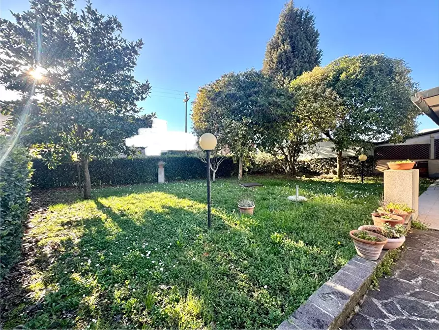 Immagine 41 di Terratetto in vendita  a Empoli