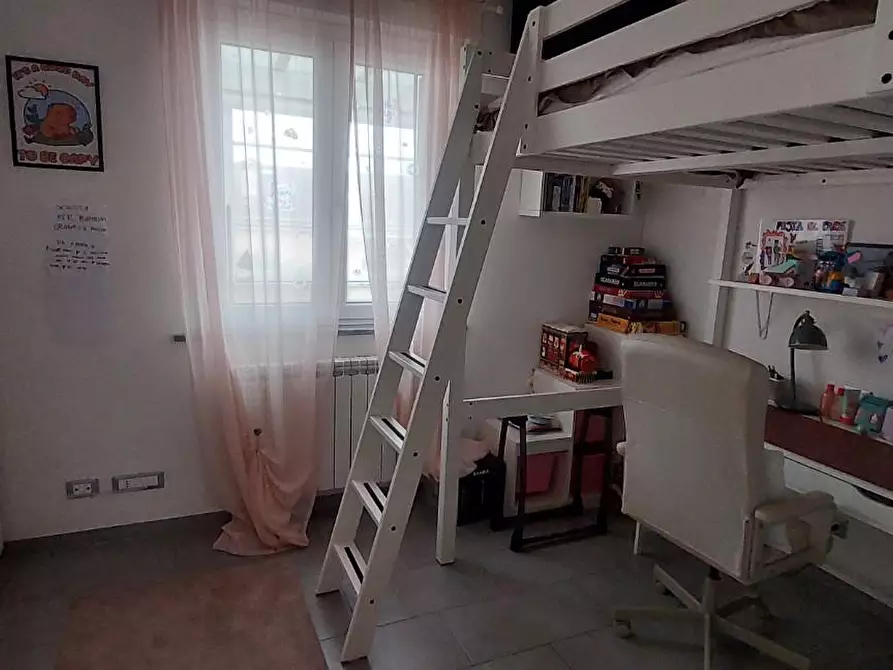 Immagine 20 di Appartamento in vendita  a Sarzana