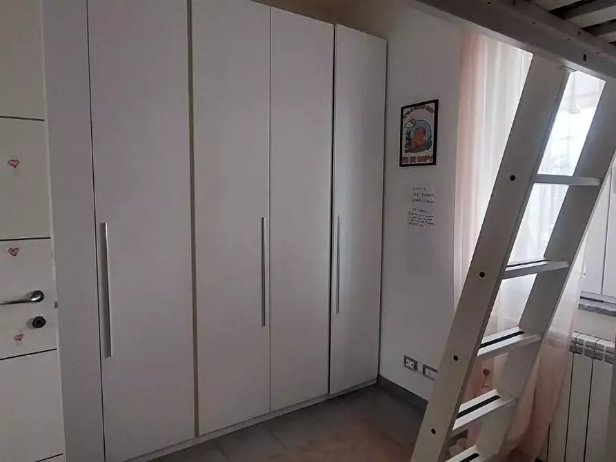 Immagine 21 di Appartamento in vendita  a Sarzana