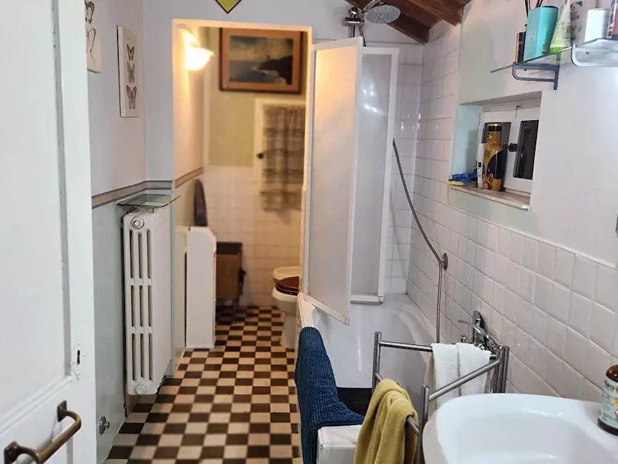 Immagine 17 di Appartamento in vendita  a Santa Croce Sull'arno