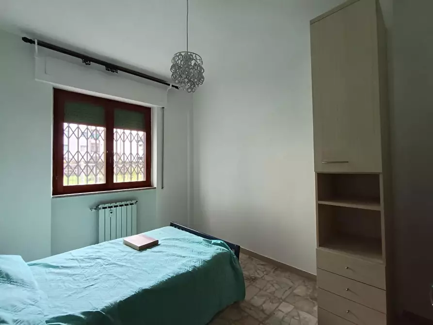 Immagine 10 di Appartamento in vendita  a Massa