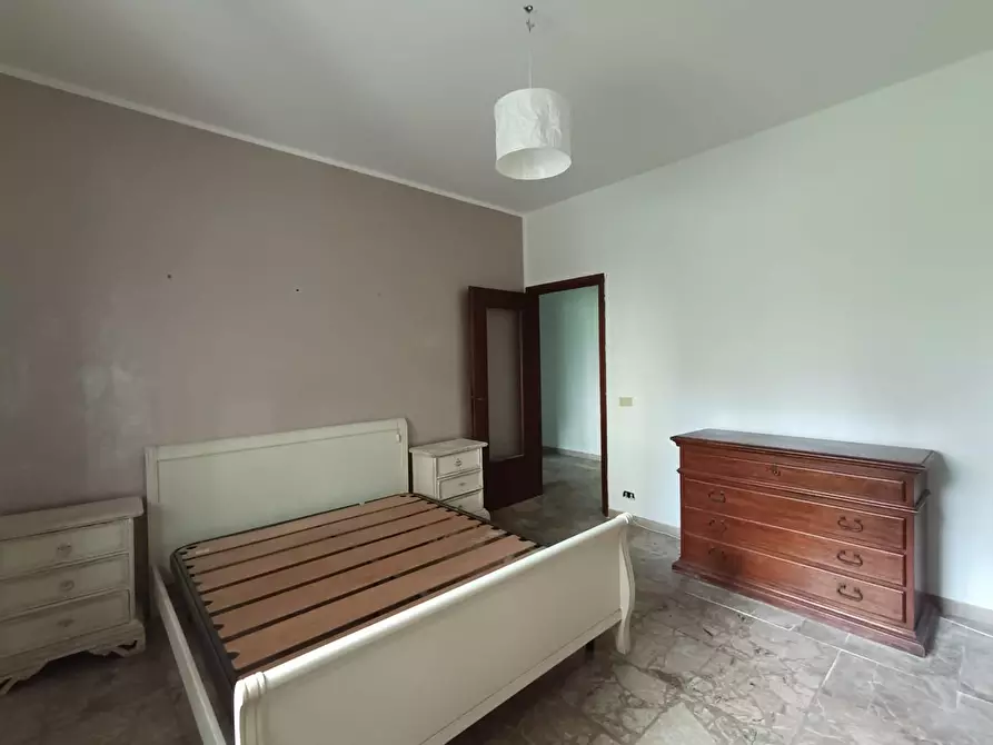 Immagine 12 di Appartamento in vendita  a Massa