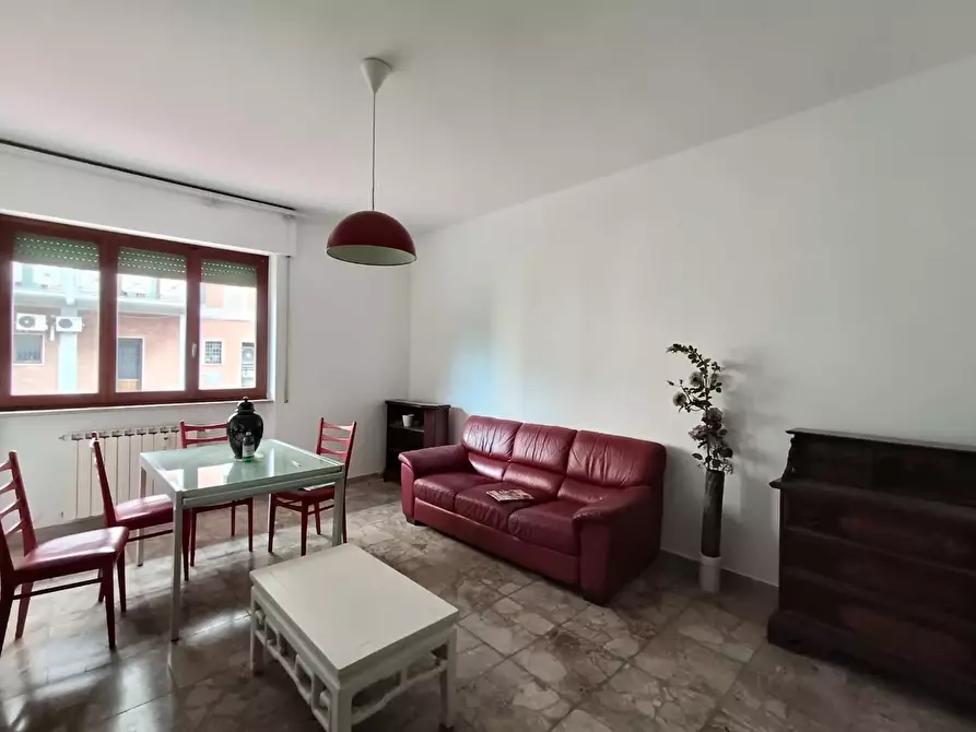 Immagine 4 di Appartamento in vendita  a Massa