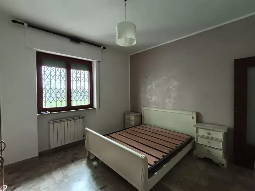 Immagine 13 di Appartamento in vendita  a Massa