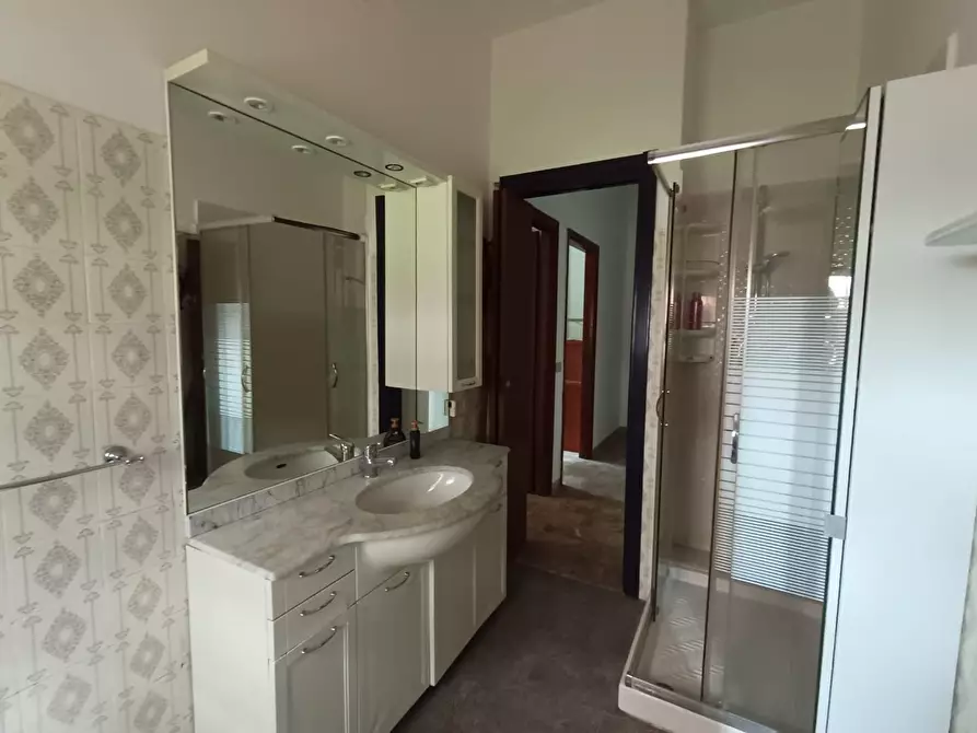 Immagine 14 di Appartamento in vendita  a Massa