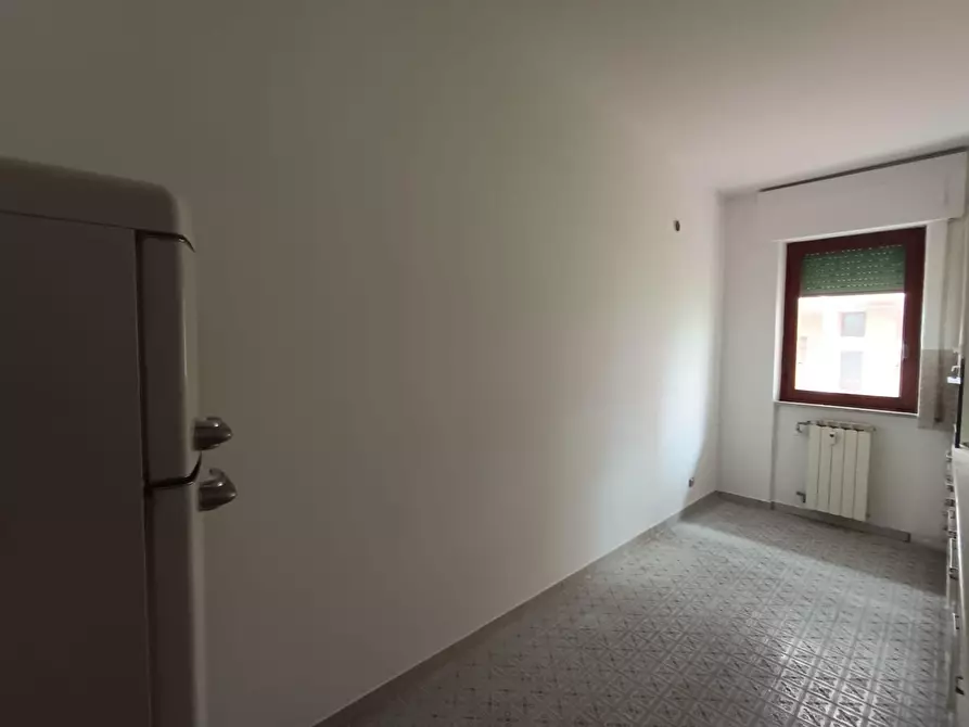 Immagine 19 di Appartamento in vendita  a Massa