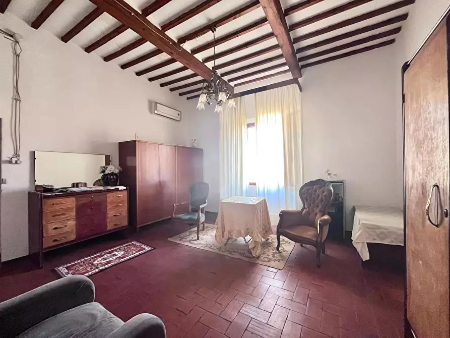 Immagine 8 di Terratetto in vendita  a Capraia E Limite