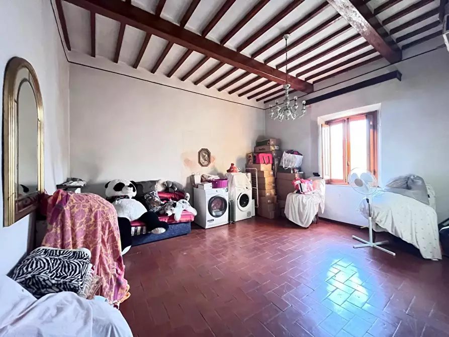 Immagine 10 di Terratetto in vendita  a Capraia E Limite