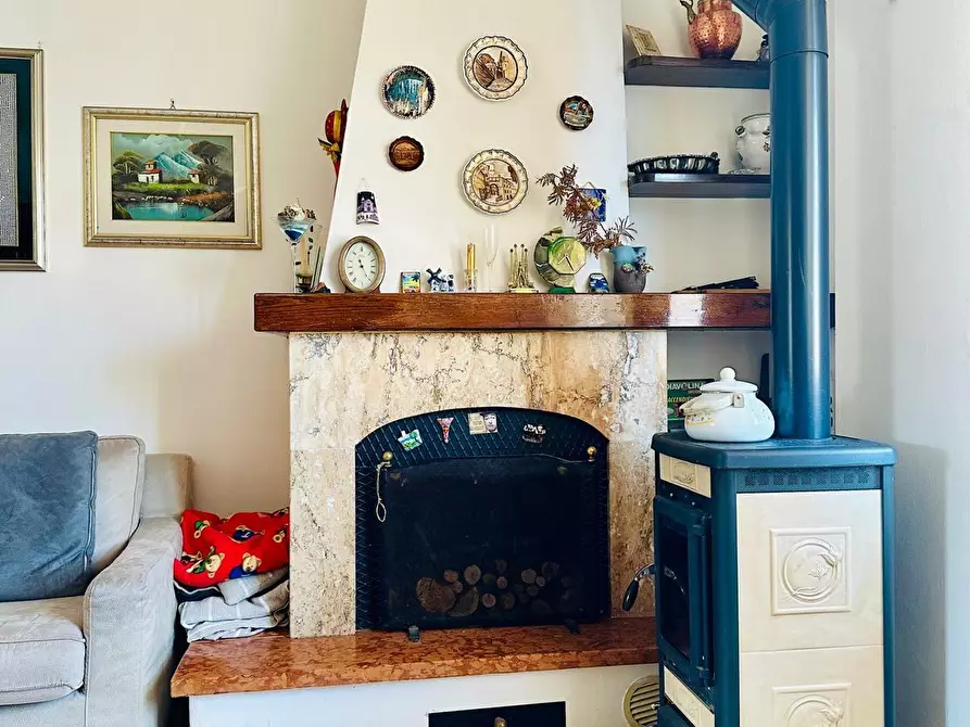 Immagine 3 di Appartamento in vendita  a Siena