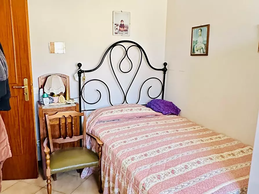 Immagine 16 di Appartamento in vendita  a Siena