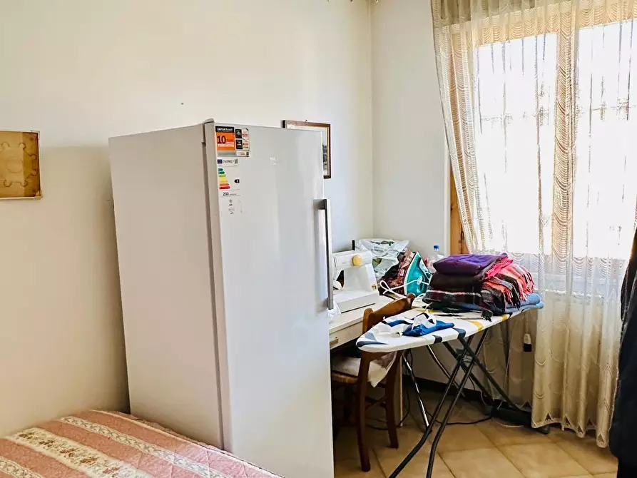 Immagine 17 di Appartamento in vendita  a Siena