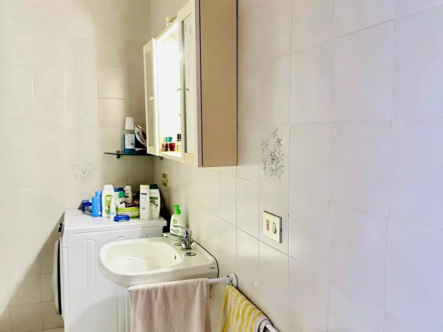 Immagine 20 di Appartamento in vendita  a Siena