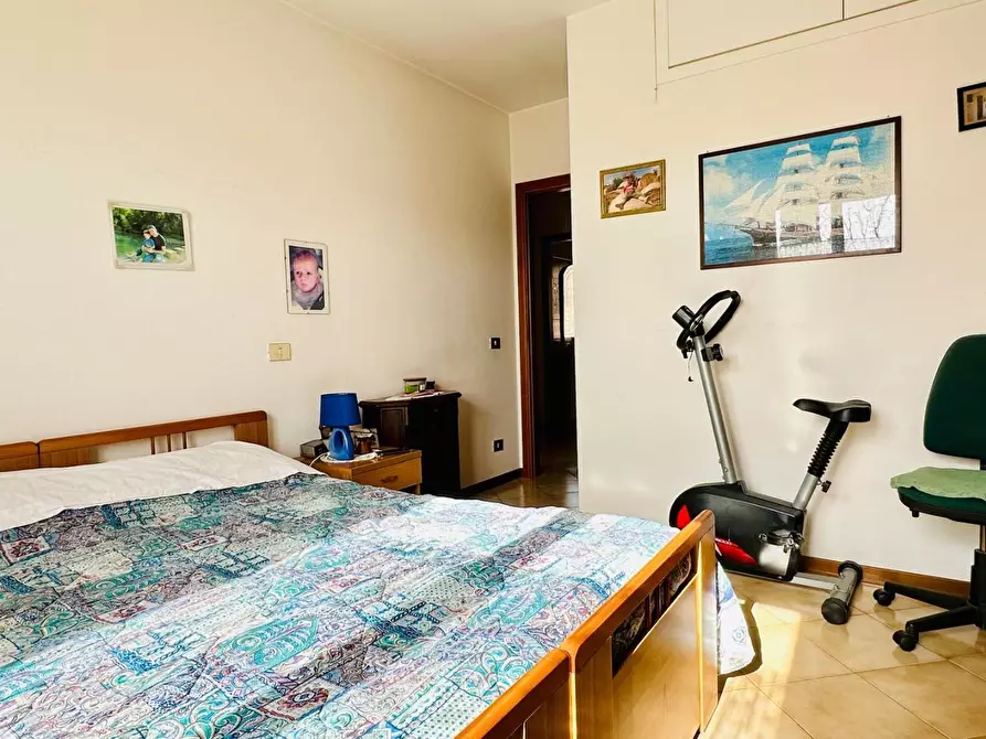 Immagine 15 di Appartamento in vendita  a Siena