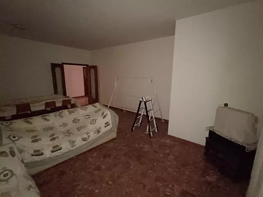 Immagine 6 di Appartamento in vendita  a Carrara