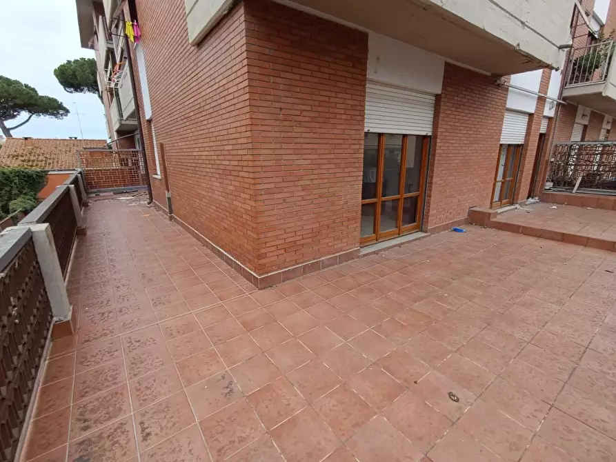 Immagine 22 di Appartamento in vendita  a Carrara