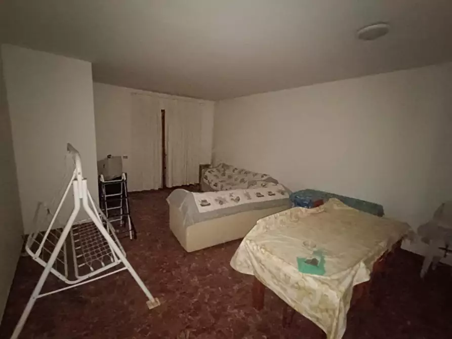 Immagine 8 di Appartamento in vendita  a Carrara