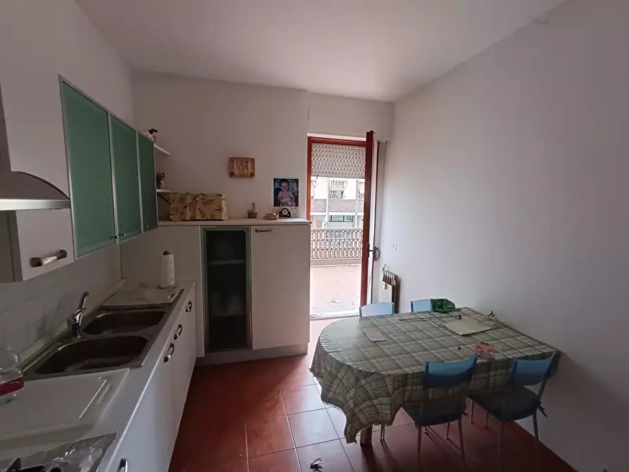 Immagine 2 di Appartamento in vendita  a Carrara