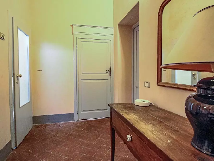 Immagine 12 di Appartamento in vendita  a Pisa