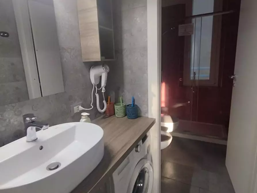 Immagine 5 di Appartamento in vendita  a Pisa