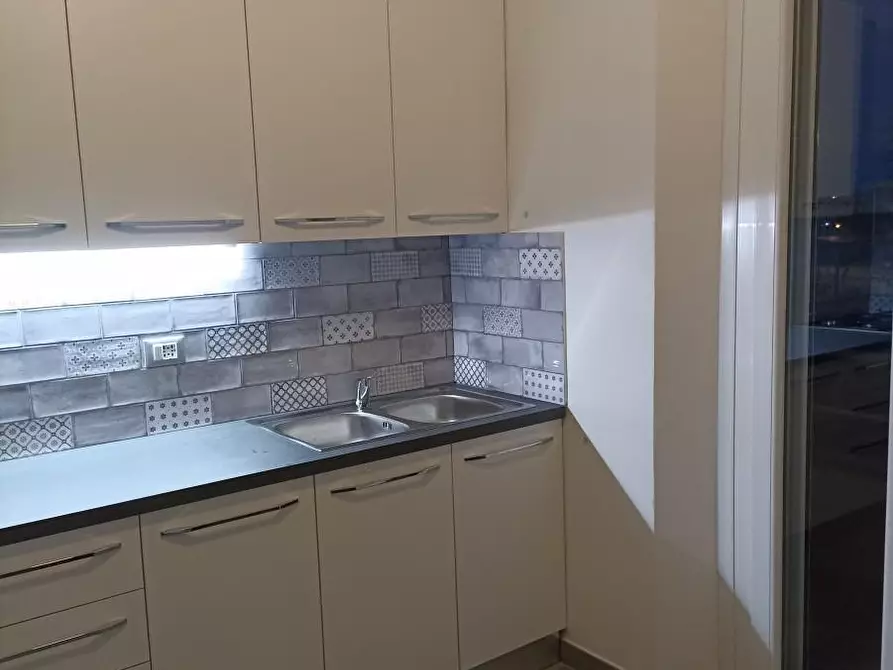 Immagine 3 di Appartamento in vendita  a Pisa