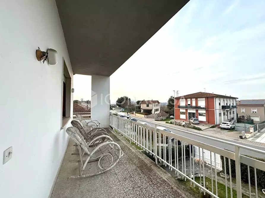 Immagine 15 di Appartamento in vendita  a Montopoli In Val D'arno