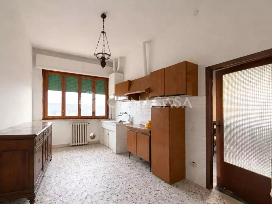 Immagine 11 di Appartamento in vendita  a Montopoli In Val D'arno