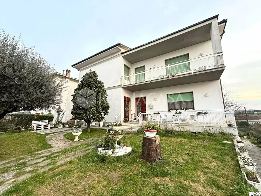 Immagine 1 di Appartamento in vendita  a Montopoli In Val D'arno