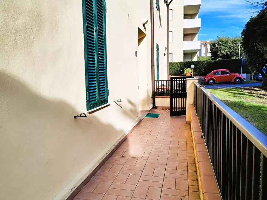 Immagine 29 di Appartamento in vendita  a Rosignano Marittimo