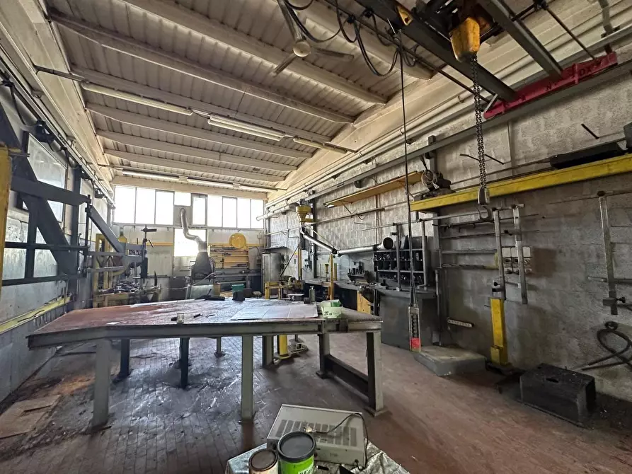 Immagine 11 di Attività artigianale in vendita  a Montespertoli