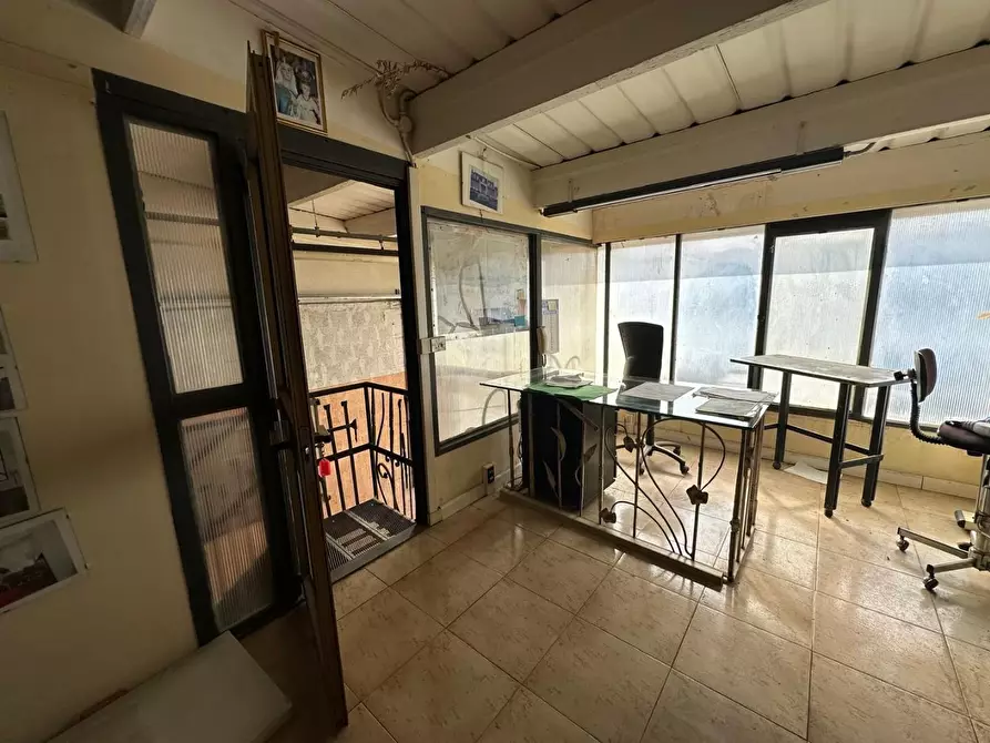 Immagine 15 di Attività artigianale in vendita  a Montespertoli