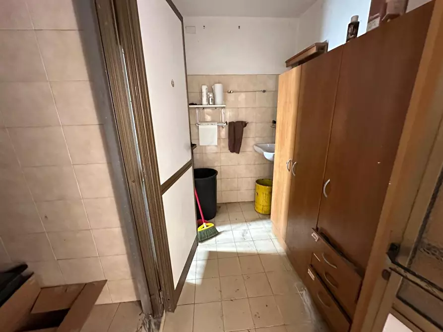 Immagine 16 di Attività artigianale in vendita  a Montespertoli