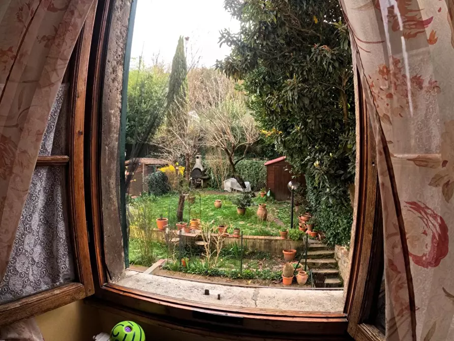 Immagine 14 di Appartamento in vendita  a Poggibonsi