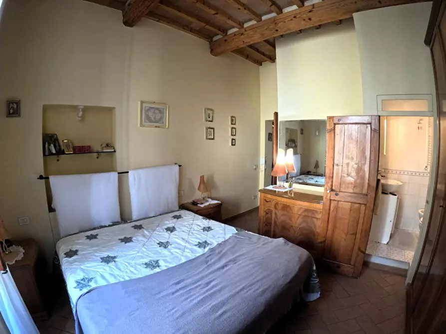 Immagine 10 di Appartamento in vendita  a Poggibonsi