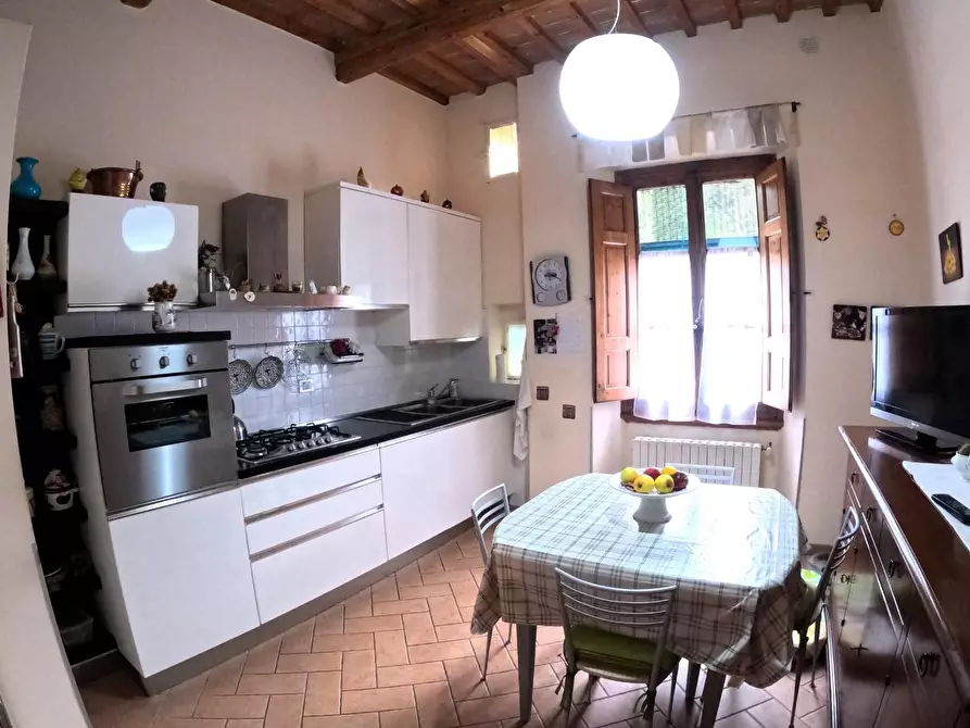 Immagine 5 di Appartamento in vendita  a Poggibonsi