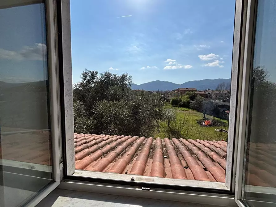 Immagine 19 di Porzione di casa in vendita  a Castelnuovo Magra