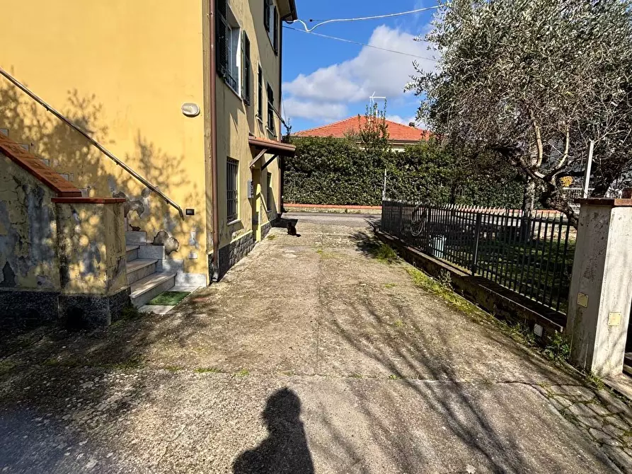 Immagine 34 di Porzione di casa in vendita  a Castelnuovo Magra