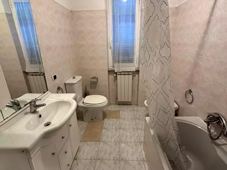 Immagine 10 di Porzione di casa in vendita  a Castelnuovo Magra
