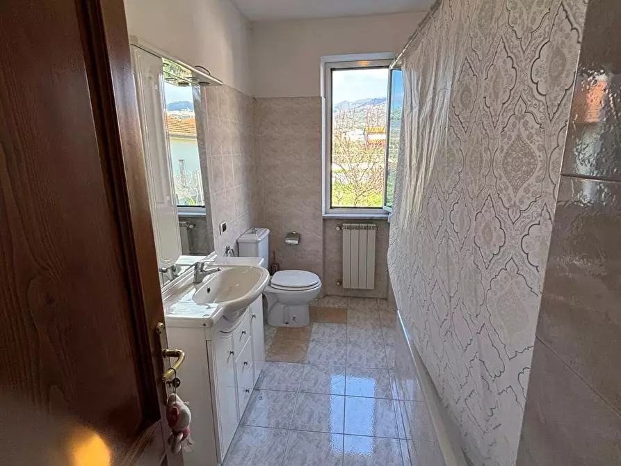Immagine 13 di Porzione di casa in vendita  a Castelnuovo Magra
