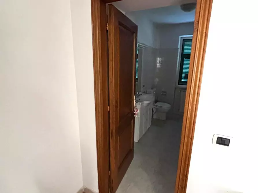 Immagine 9 di Porzione di casa in vendita  a Castelnuovo Magra