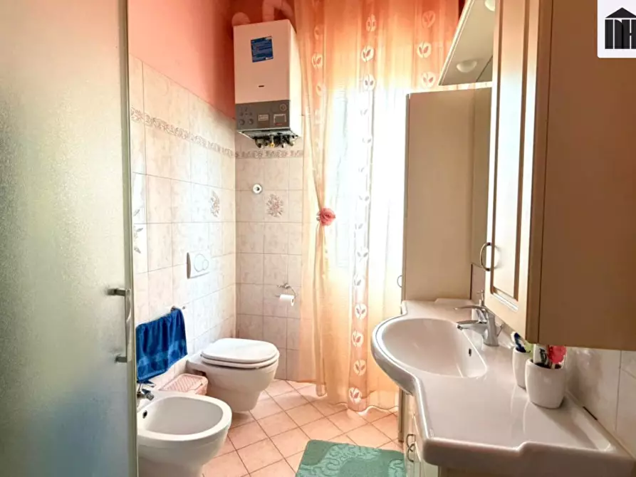 Immagine 17 di Appartamento in vendita  a Santa Croce Sull'arno