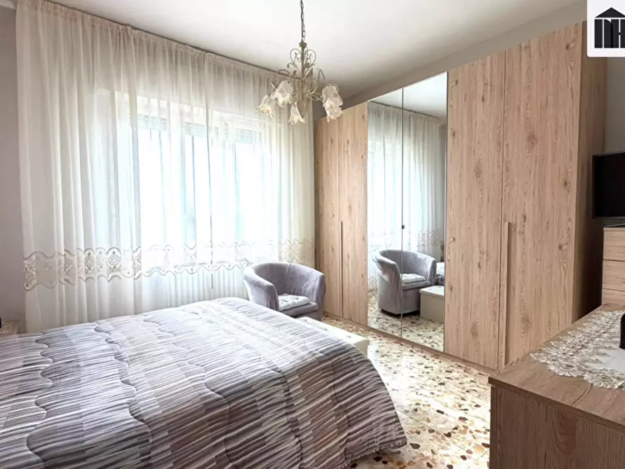 Immagine 12 di Appartamento in vendita  a Santa Croce Sull'arno