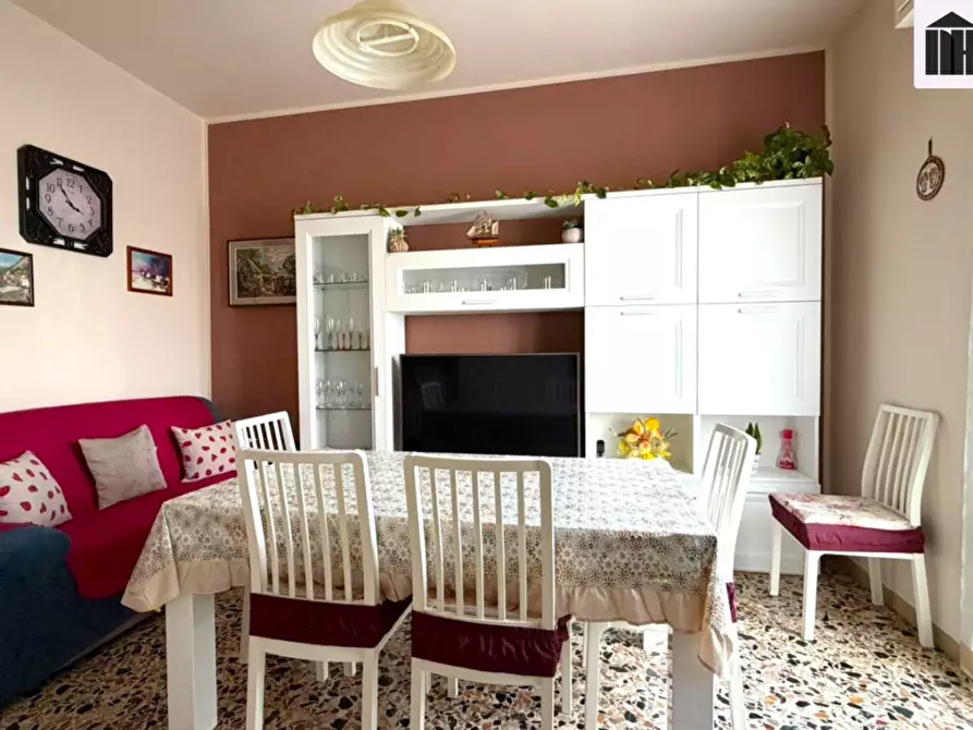 Immagine 8 di Appartamento in vendita  a Santa Croce Sull'arno