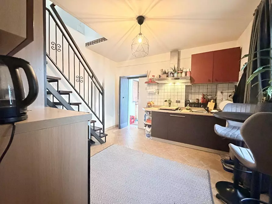 Immagine 4 di Appartamento in vendita  a Massa