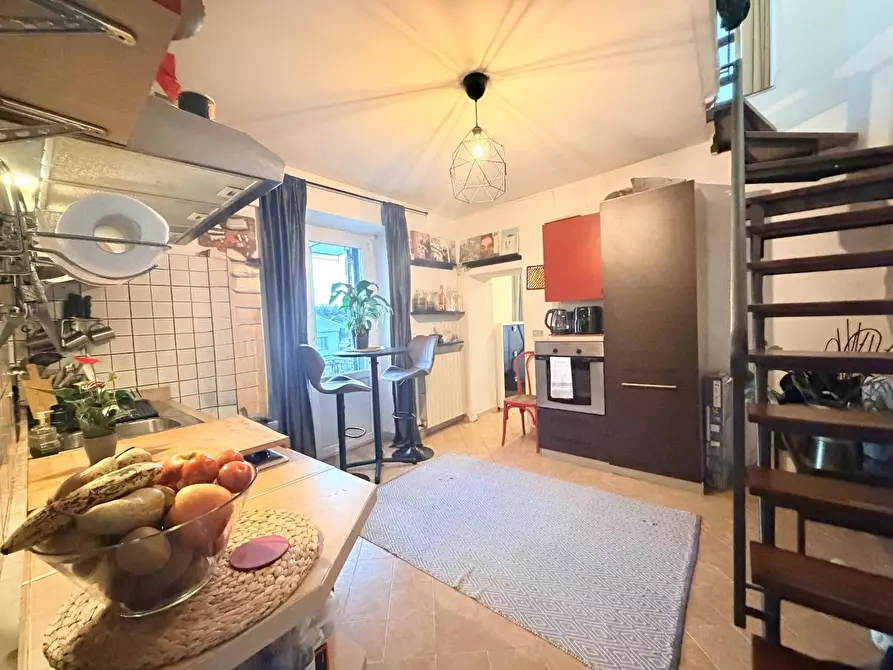 Immagine 5 di Appartamento in vendita  a Massa