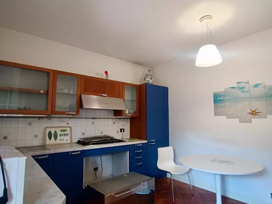 Immagine 17 di Villetta a schiera in affitto  a Montignoso