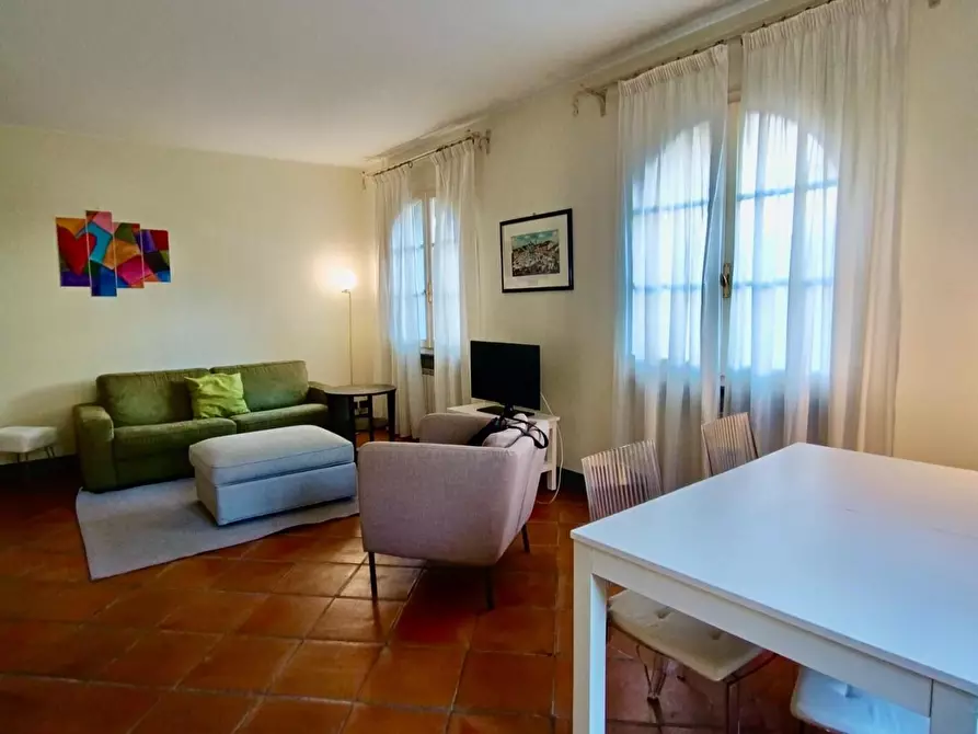 Immagine 10 di Villetta a schiera in affitto  a Montignoso