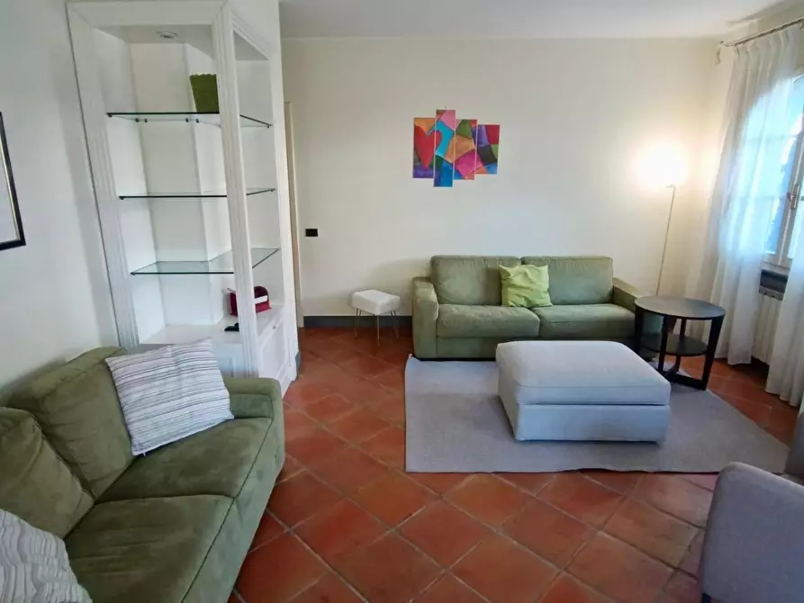 Immagine 13 di Villetta a schiera in affitto  a Montignoso