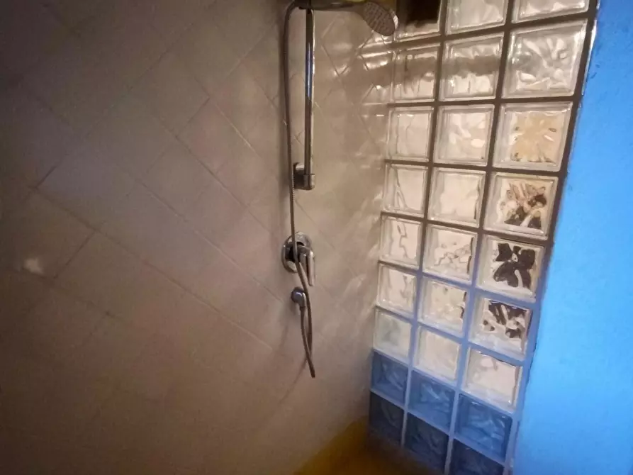 Immagine 40 di Villetta a schiera in affitto  a Montignoso