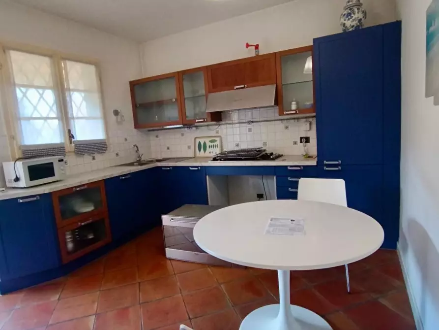 Immagine 16 di Villetta a schiera in affitto  a Montignoso